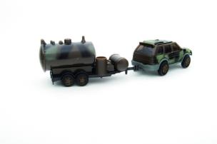 Okładka książki Teama Military Car and Trailer Auto+kuchnia 1:32