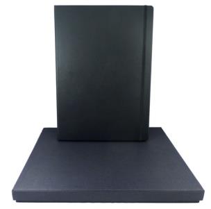 Opakowanie Leather Notebook Master czarny kratka