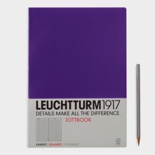 Opakowanie Notatnik A4 w kratkę fioletowy