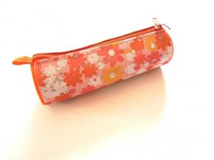 Okładka książki Piórnik POL 025 z nadrukiem Srebrne Kwi. MESIO.pl