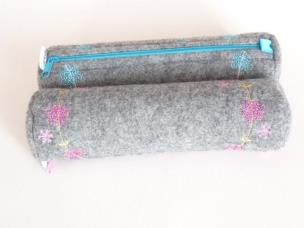 Okładka książki Piórnik POL 035 filcowy Kwiaty MESIO.pl