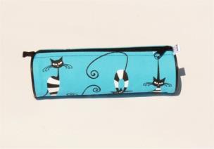 Okładka książki Piórnik POL 065 z nadrukiem Kotki MESIO.pl