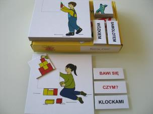 Okładka książki Bawi się...Czym?