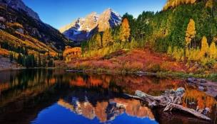 Okładka książki Puzzle 1000 Jezioro Maroon Aspen TREFL