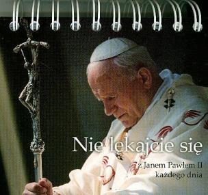 Okładka książki Z Janem Pawłem II każdego dnia - Z krzyżem