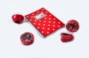 Opakowanie Zeszyt A5 na spirali czerwony - kropki