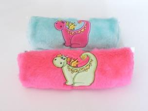 Okładka książki Piórnik POL 040 włochacz Dino MESIO.pl