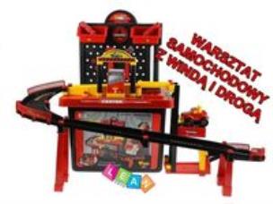 Okładka książki OGROMNY WARSZTAT Z DROGĄ 2m + WINDA STACJA NAPRAW