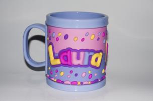 Opakowanie Kubek imienny dla dziecka Laura