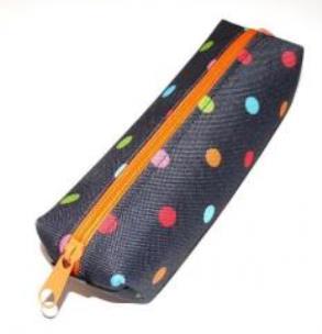 Opakowanie Piórnik POL 115 kropki kolorowe MESIO.pl