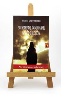 Okładka książki Z otwartymi ramionami wśród obłoków