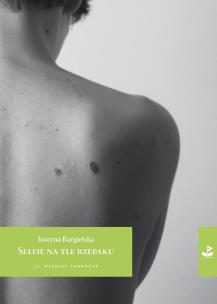 Okładka książki Selfie na tle rzepaku