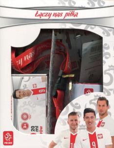 Opakowanie Niezbędnik młodego kibica PZPN