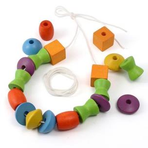 Opakowanie Nawlekanka z figurami