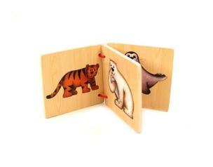 Opakowanie Nauka przez zabawę drewniana książeczka ze zwierzętami