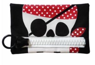 Opakowanie Piórnik Pirat czaszka