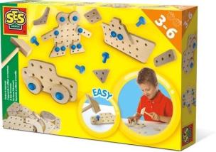 Opakowanie Uczę się używać młoteczka