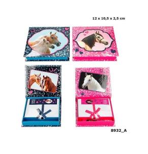 Opakowanie KARTECZKI W PUDEŁKU HORSES DREAMS 8932A