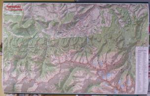 Okładka książki MAPA ŚCIENNA TATRZAŃSKI PARK NARODOWY 1:30 000