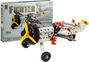 Opakowanie Myśliwiec do samodzielnego złożenia 135 elementów