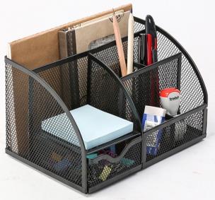 Przybornik biurkowy z miejscem na listy czarny metal. Wydawca: Q-CONNECT. Multiszop.pl Opakowanie Przybornik biurkowy z miejscem na listy czarny metal