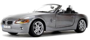 Opakowanie BMW Z4 1:24 szary BBURAGO