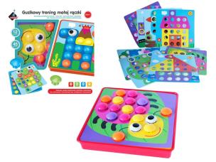 Guzikowy trenig małej rączki. Wydawca: Askato. Multiszop.pl Opakowanie Guzikowy trenig małej rączki