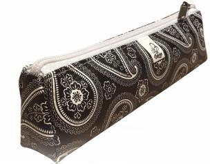 Opakowanie Piórnik trójkątny Oczka czarne PT-08