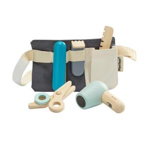 Salon fryzjerski. Wydawca: Plan toys. Multiszop.pl Opakowanie Salon fryzjerski