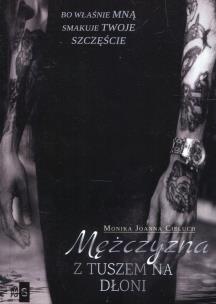 Okładka książki Mężczyzna z tuszem na dłoni