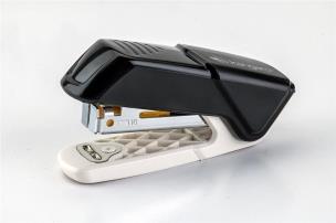 Opakowanie Zszywacz Aris-10 czarny