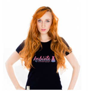 Opakowanie Koszulka damska czarna „Kobieta nieziemskich obyczajów', M