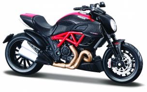 Opakowanie MOTOCYKL DUCATI DIAVEL CARBON SKALA 1:18 MAISTO 39300/77052