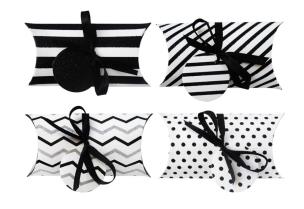 Opakowanie Pudełko na prezenty 15x7 biało-czarne 8szt