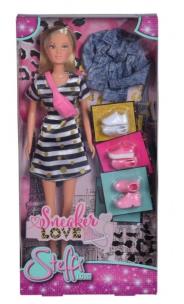 Opakowanie Steffi w sneakersach