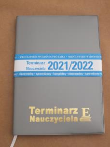 Opakowanie Terminarz Nauczyciela 2021/2022 Emka broszura srebrny