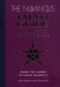 Opakowanie The Numinous Tarot Guide