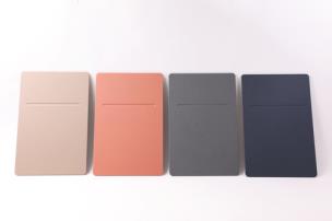 Opakowanie POUT Hands3 Pro - Podkładka pod mysz z szybkim ładowaniem bezprzewodowym, kolor ciemny niebieski