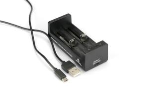 Okładka książki XTAR ŁADOWARKA DO AKUMULATORÓW / OGNIW CYLINDRYCZNYCH LI-ION MC2