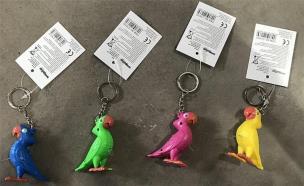 Opakowanie Brelok papuga światło dźwięk 5x6x2,5cm (24szt)