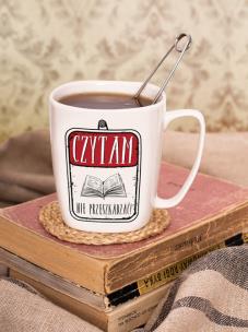 Opakowanie Czytam Nie przeszkadzać kubek