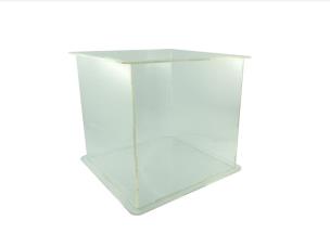 Gablotka składana 15x15x15 cm. Wydawca: Crafters. Multiszop.pl Opakowanie Gablotka składana 15x15x15 cm