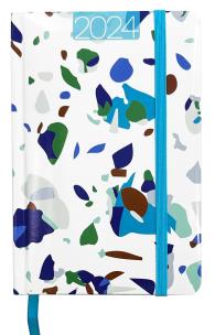 Kalendarz 2024 foto lux z gumką B6 dzienny V3. Wydawca: AVANTI. Multiszop.pl Opakowanie Kalendarz 2024 foto lux z gumką B6 dzienny V3