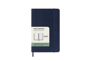 Kalendarz 2025 12M Moleskine P tygodniowy Sapphire Blue 9x14. Wydawca: Moleskine. Multiszop.pl Opakowanie Kalendarz 2025 12M Moleskine P tygodniowy Sapphire Blue 9x14