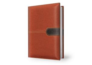 Kalendarz książkowy 2024 A5 dzienny brązowy. Wydawca: Evena. Multiszop.pl Opakowanie Kalendarz książkowy 2024 A5 dzienny brązowy