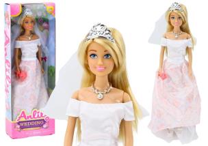 Lalka w sukni ślubnej + kwiaty. Wydawca: Leantoys. Multiszop.pl Opakowanie Lalka w sukni ślubnej + kwiaty