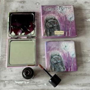 Lusterko w pudełku Króliczek. Wydawca: Alex Clark. Multiszop.pl Opakowanie Lusterko w pudełku Króliczek