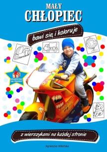 Okładka książki Mały chłopiec bawi się i koloruje