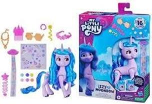 My Little Pony Stylowy dzień z Izzy Moonbow. Wydawca: Hasbro. Multiszop.pl Opakowanie My Little Pony Stylowy dzień z Izzy Moonbow