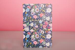 Notes Wieczorny Ogród. Wydawca: greenmink.pl PAP. Multiszop.pl Opakowanie Notes Wieczorny Ogród